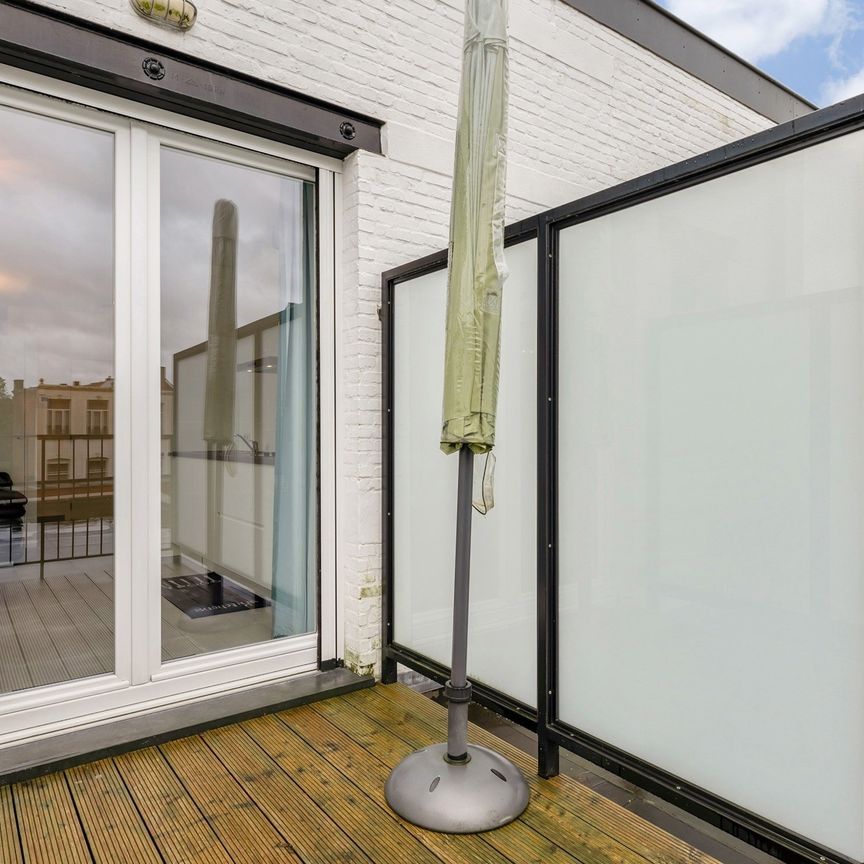 Appartement van 54m² 1 slaapkamer, terras en kelderberging - Photo 1