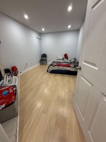 For Lease - 20 Wright Crescent Unit# Room 1, Ajax, Ontario - Photo 2