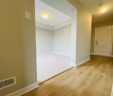 For Lease - 1075 SPEEDVALE Court, Kanata, Ontario - Photo 2