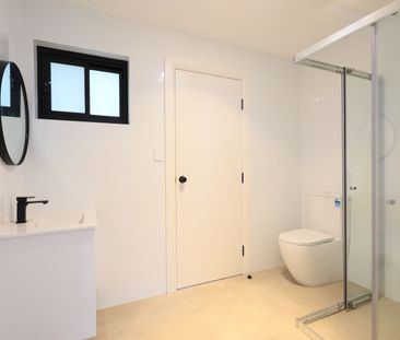 Brand New 2-Bedroom, 2-Bath Granny Flat with Ducted A/C & Solar Panel - Photo 4