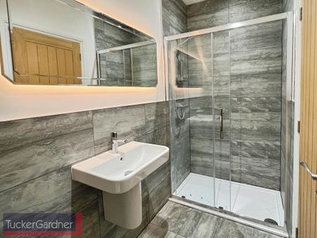 1 bedroom flat to rent - Photo 5