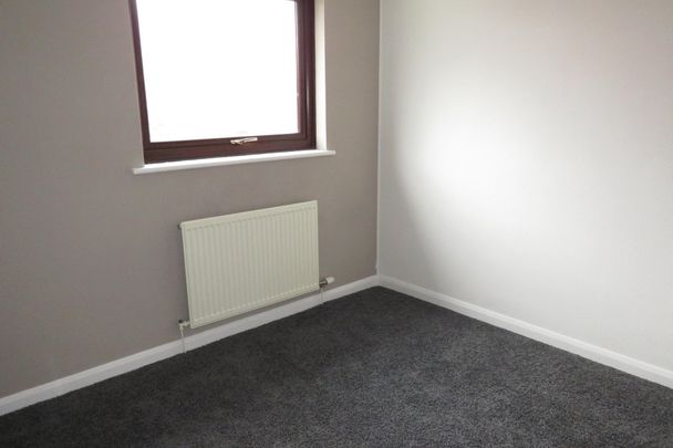 Guthrie Close - Photo 1