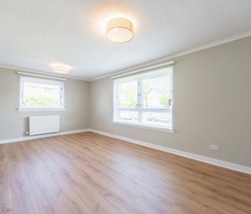 2 bedroom ground floor flat to rent - Photo 1