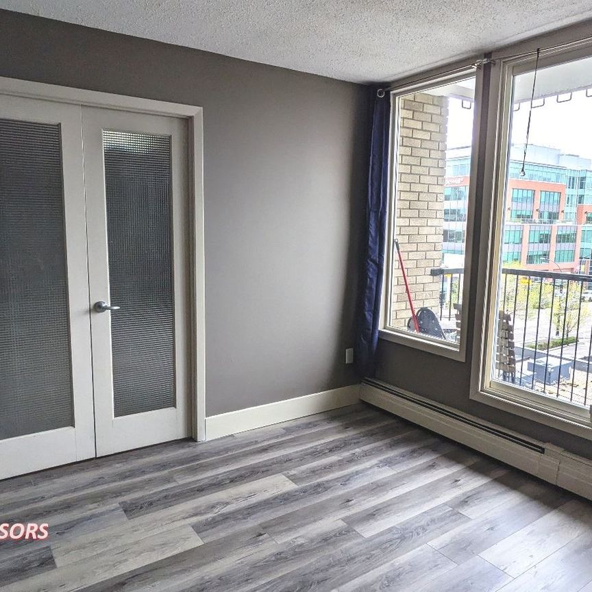 GREAT 1 BED, 1 BATH 4th-FLOOR APARTMENT W/AN UNDERGROUND PARKING STALL IN THE COMMUNITY OF CLIFF BUNGALOW - Photo 1