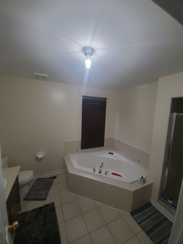 For Lease - 17 Portrush Trail Unit# Main, Brampton, Ontario - Photo 5