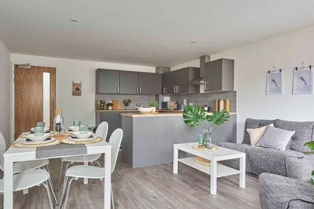 6 Bed Cluster En-Suite - Standard - Photo 3