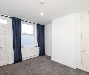 1 bedroom House to rent - Photo 1