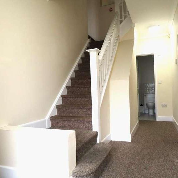 Bedroom Detached House In Winton, BH9 - Photo 1