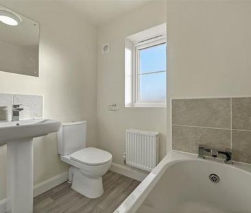 3 bedroom detached house to rent - Photo 1