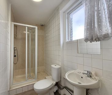 1 Bed Flat, Downs Road, E5 - Photo 2