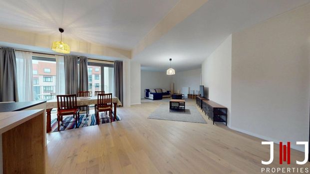 Flat for rent - Photo 1