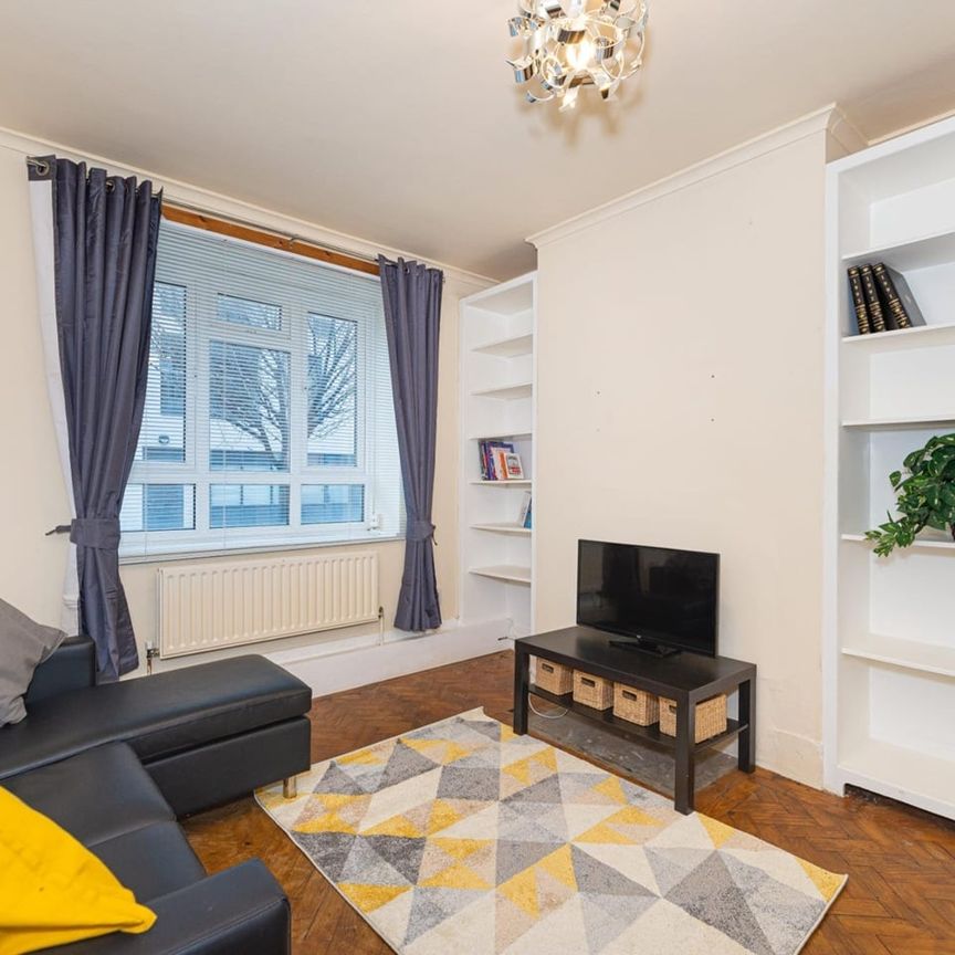 Room in a Shared Flat, Clapham, SW4 - Photo 1