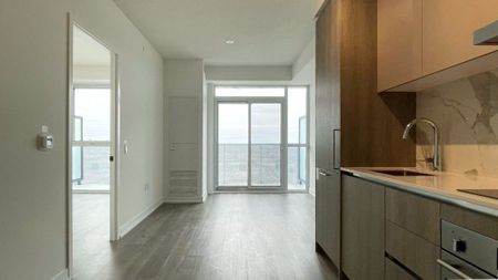 For Lease - 8 Interchange Way Unit# 2903, Vaughan, Ontario - Photo 5