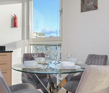 1 Bed Flat, Denison House, E14 - Photo 4