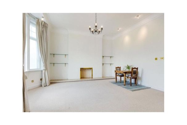 Prince Albert Road, London NW8 - Photo 1