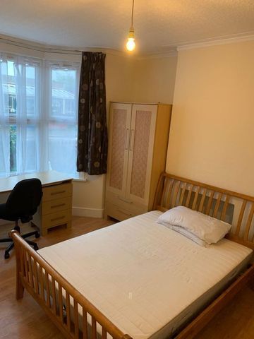 Room in a Shared House, Stanley Road, N15 - Photo 5