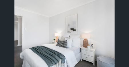 Elevated third floor position with cool sea breezes - Photo 3