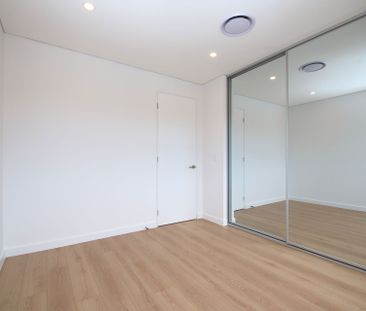 Only moments from local schools, shops and public transport comes t... - Photo 4