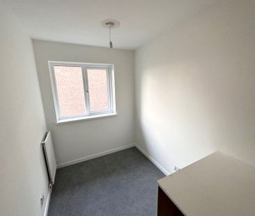 Ffynnon Wen, Clydach, SWANSEA - Photo 2