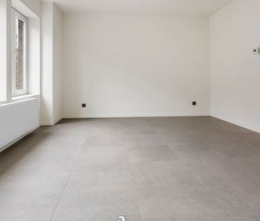 Appartement te huur in Kortrijk voor € 795 met 1 slaapkamer - Photo 1