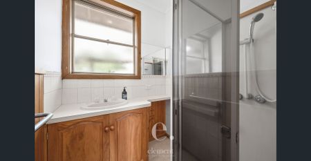 Central Living - Photo 5