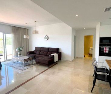 Atico en alquiler en Estepona - Photo 1