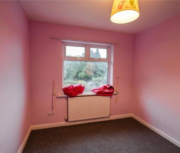 2 bedroom end of terrace house to rent - Photo 6