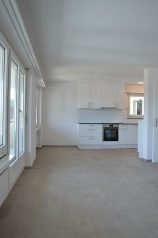 "moderne 4.5-Zimmer-Wohnung an zentraler Lage mit Lift im Haus" - Foto 4