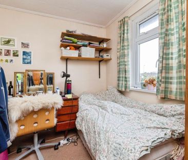 5 bedroom semi-detached house to rent - Photo 4