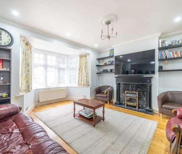 The Crossways, Wembley, HA9 - Photo 2