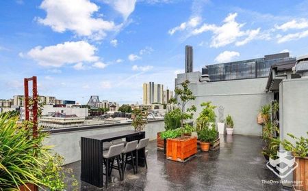 Stylish Inner-City Living in Historic McWhirters â 1 Bed + Study - Photo 5