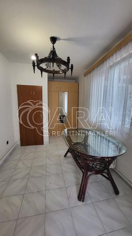 Pronájem domu 140 m² s pozemkem 395 m² - Photo 4