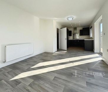 4 bedroom detached house to rent - Photo 3