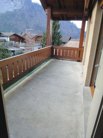 Moderne 4.5-ZW im 1. OG (ohne Lift) à 99 m² - Photo 3