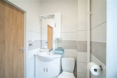 Prostorný byt 2+kk, 70,1 m - Photo 5