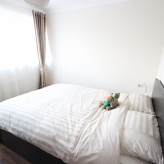 £623.08 per week (£2,700.00 per month) - Photo 1