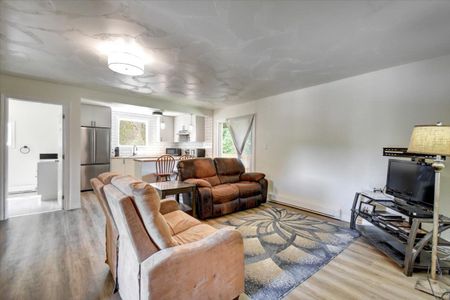 For Lease - 2289 Loop Road Unit# 4, Highlands East, Ontario - Photo 5