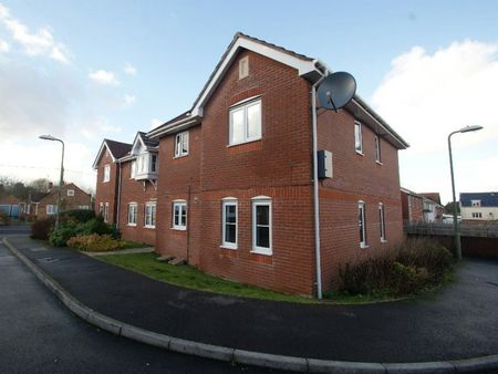 Flat to rent on - Photo 4