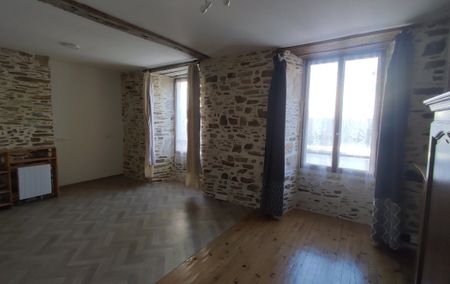 1 pièce, 32m² en location à Saint Yrieix La Perche - 350 € par mois - Photo 2