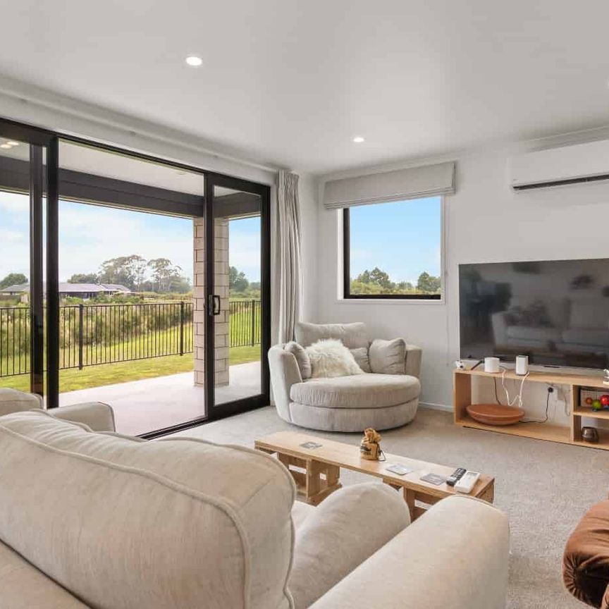 Welcome home! - Photo 1