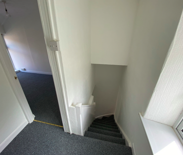 2 bedroom terraced house to rent - Photo 4 | Rentumo