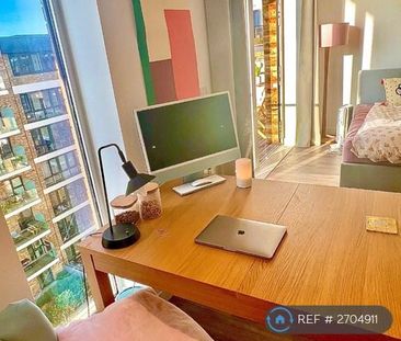 1 bedroom in a flat share to rent - Photo 1