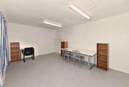 “Charming Art Deco Home in Prime Reservoir Location” - Photo 3