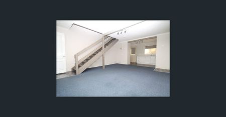 Modern & Convenient 2-Bedroom Townhouse. - Photo 4