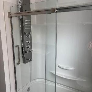 Grand 5 1/2 haut de duplex - Photo 2