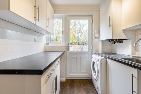 Stubble Close, Botley - Photo 2