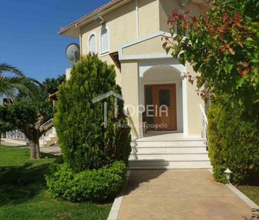 Βίλλα 350 τ.μ. προς ενοικίαση - Photo 2