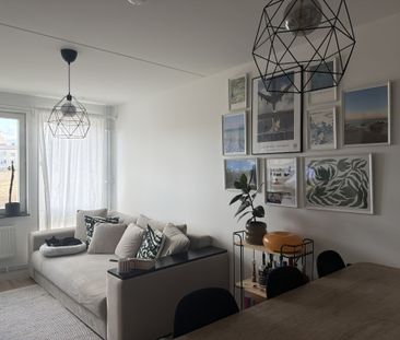 Dag Hammarskjölds Väg, Uppsala - Photo 1