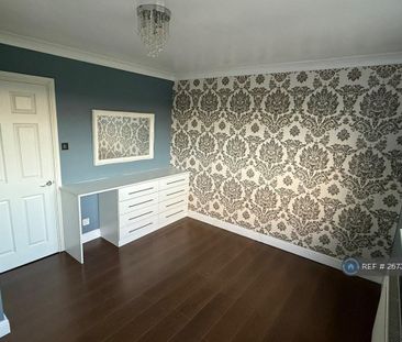 3 bedroom terraced house to rent - Photo 2