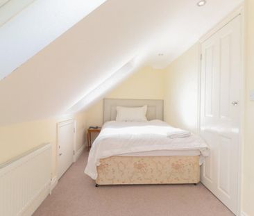 3 bedroom semi-detached house to rent - Photo 4